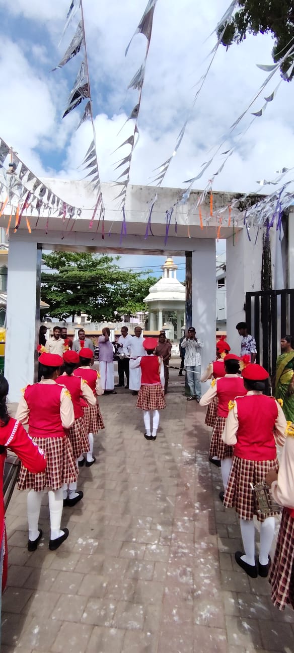 Praveshanolsavam Moment 1